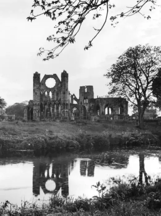 Framed Print : Elgin Cathedral Framed Print : Elgin Cathedral