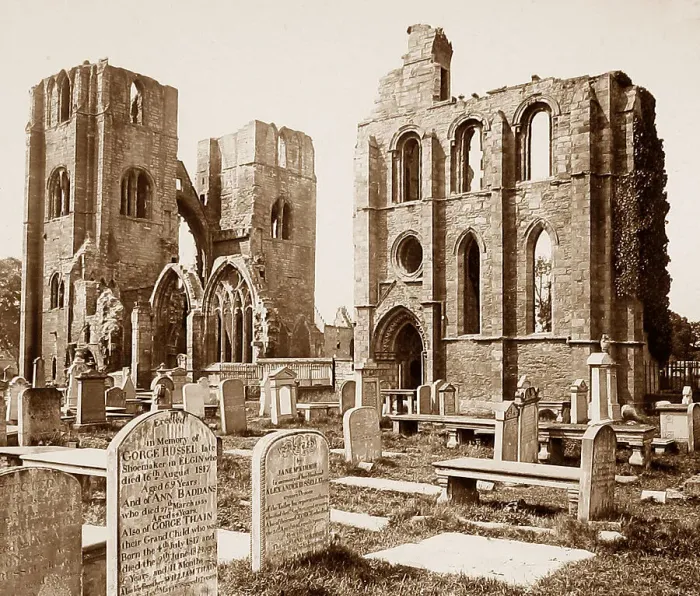 Framed Print : Elgin Cathedral, Scotland Framed Print : Elgin Cathedral, Scotland