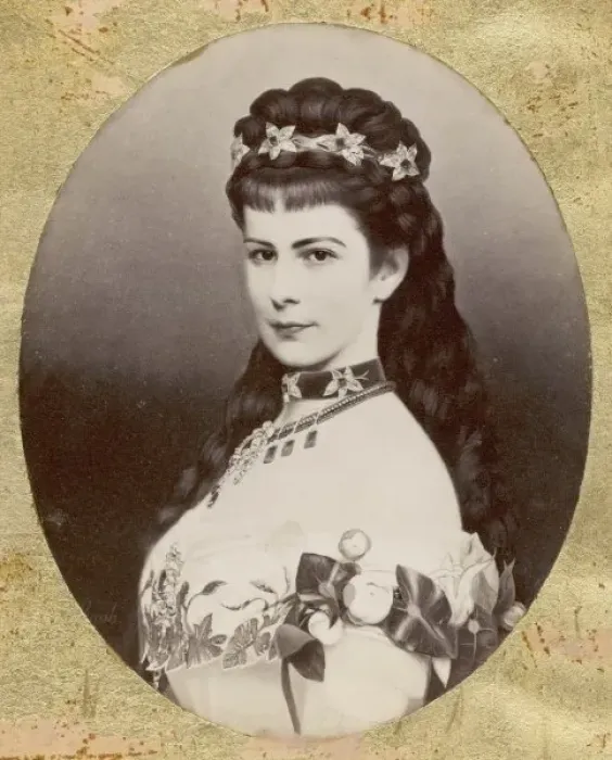 Framed Print : Elizabeth / Austria / Album Framed Print : Elizabeth / Austria / Album