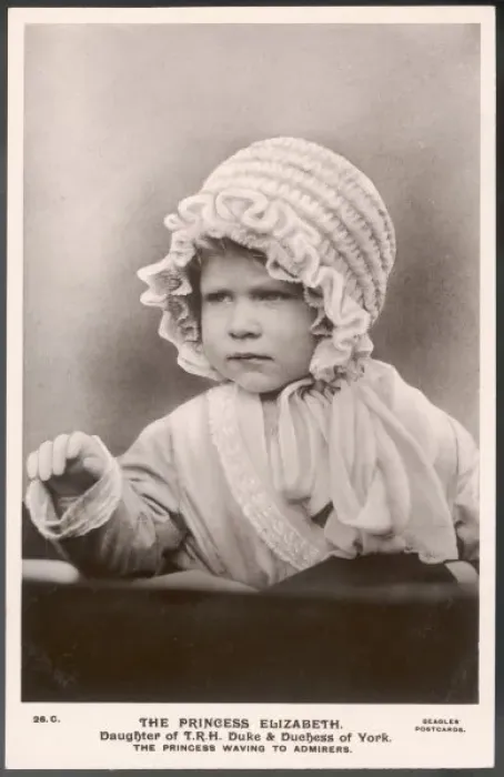 Framed Print : Elizabeth Ii / Toddler Framed Print : Elizabeth Ii / Toddler