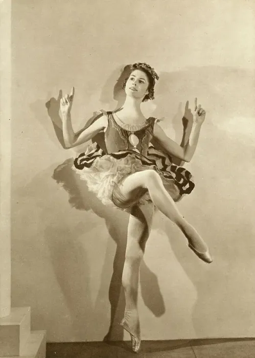 Framed Print : Elizabeth Miller, ballerina in Coppelia, Vic-Wells Ballet Framed Print : Elizabeth Miller, ballerina in Coppelia, Vic-Wells Ballet