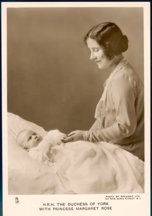 Framed Print : Elizabeth / Princess Marg Framed Print : Elizabeth / Princess Marg