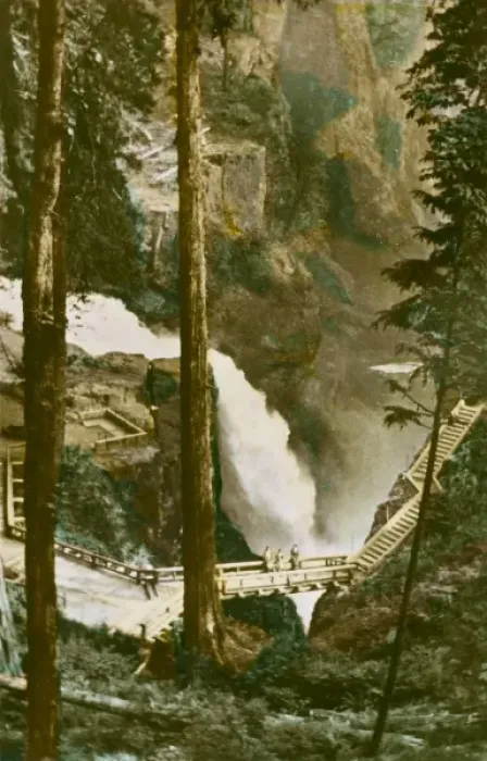 Framed Print : Elk Falls, Britsh Columbia, Canada Framed Print : Elk Falls, Britsh Columbia, Canada