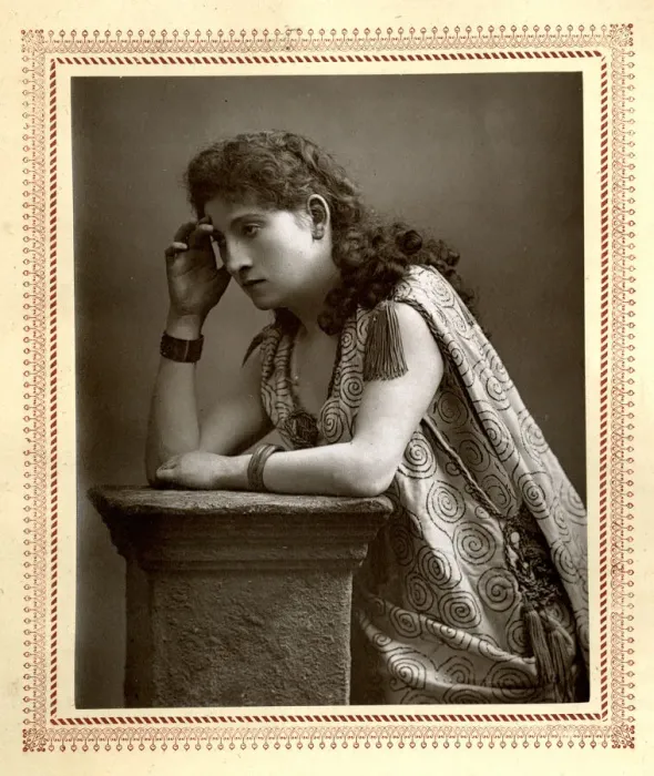 Framed Print : Ellen Lancaster-Wallis in Adrienne Lecouvreur Framed Print : Ellen Lancaster-Wallis in Adrienne Lecouvreur