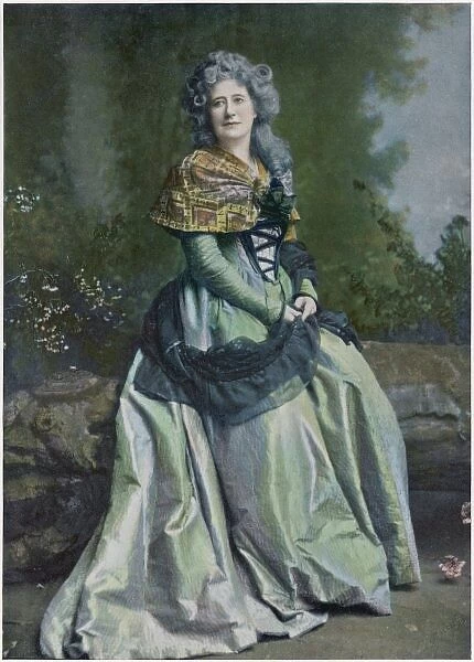 Ellen Terry  /  1900