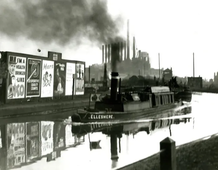 Framed Print : Ellesmere Canal, linking the Mersey and the Severn rivers Framed Print : Ellesmere Canal, linking the Mersey and the Severn rivers