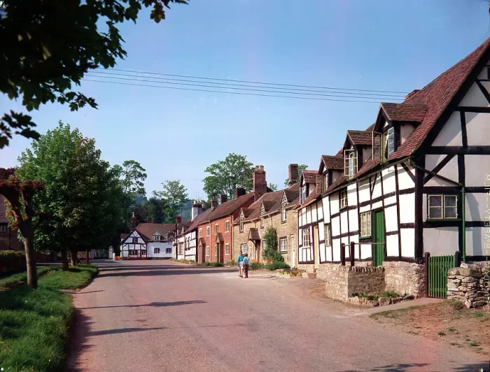 Framed Print : Elmley Castle - Cottages Framed Print : Elmley Castle - Cottages