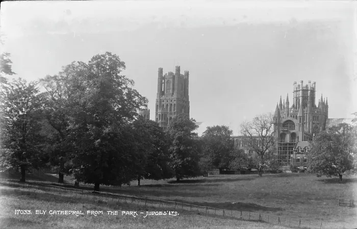 Framed Print : Ely Cathedral from the Park Framed Print : Ely Cathedral from the Park