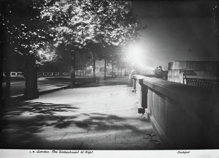 Framed Print : The Embankment at Night