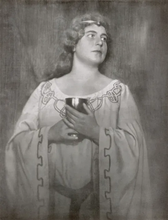 Framed Print : Emmy Streng as Isolde Framed Print : Emmy Streng as Isolde