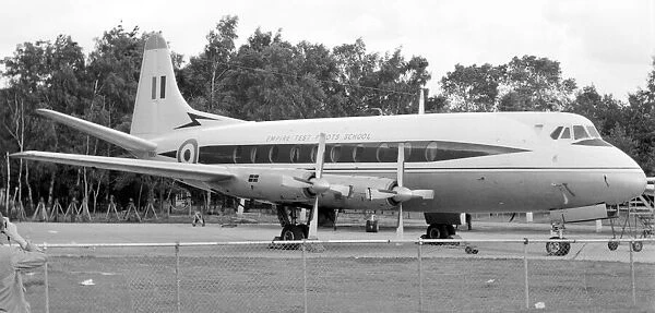 Empire Test Pilots School - Vickers Viscount 744