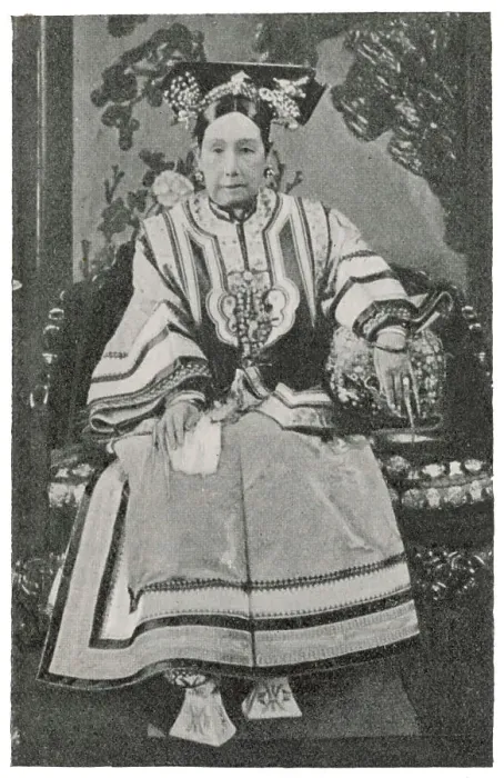 Framed Print : EMPRESS TZ'U HSI Framed Print : EMPRESS TZ'U HSI