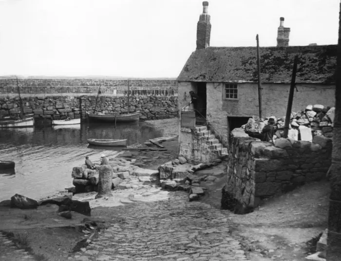 Framed Print : England / Mousehole Framed Print : England / Mousehole