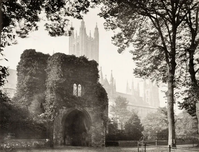 Framed Print : England religion, church: Canterbury Cathedral Framed Print : England religion, church: Canterbury Cathedral