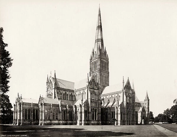 England religion, church: Salisbury Cathedral