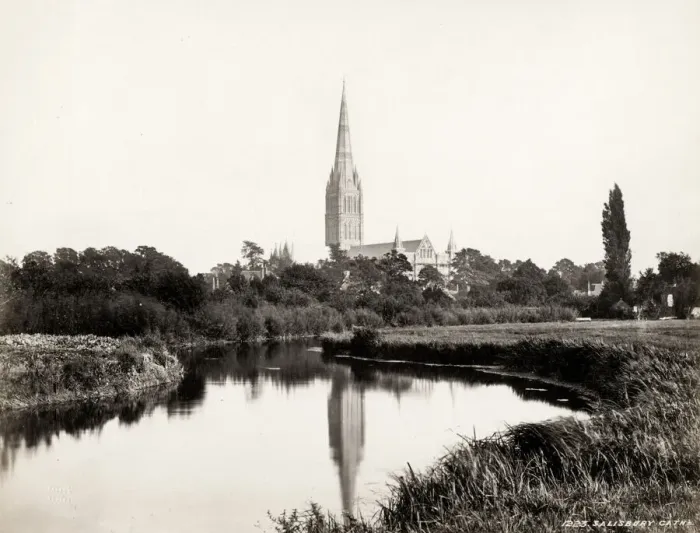 Framed Print : England religion, church: Salisbury Cathedral Framed Print : England religion, church: Salisbury Cathedral