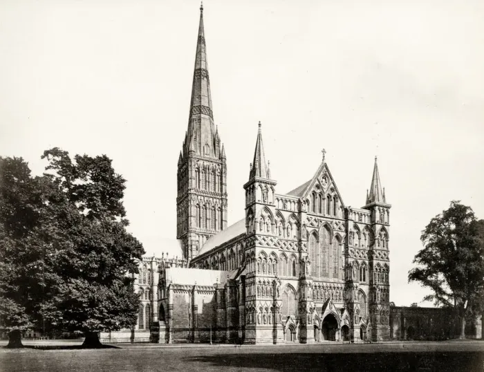 Framed Print : England religion, church: Salisbury Cathedral Framed Print : England religion, church: Salisbury Cathedral