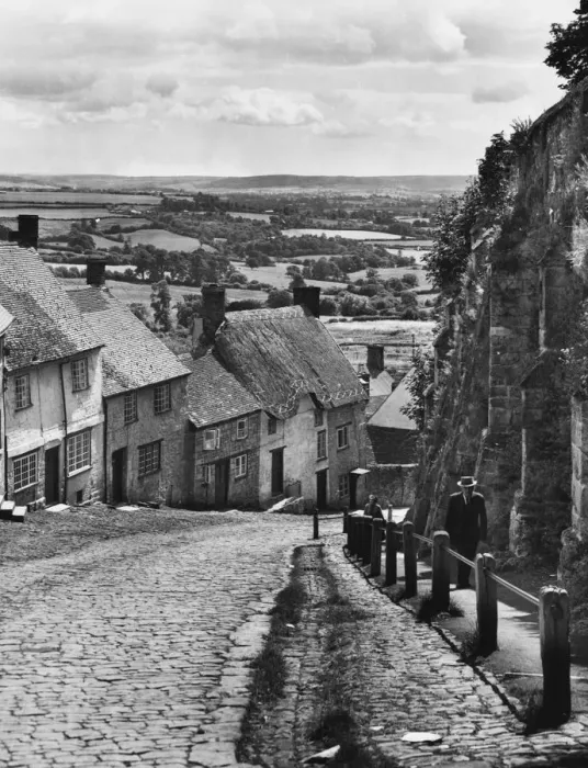 Framed Print : England / Shaftesbury Framed Print : England / Shaftesbury