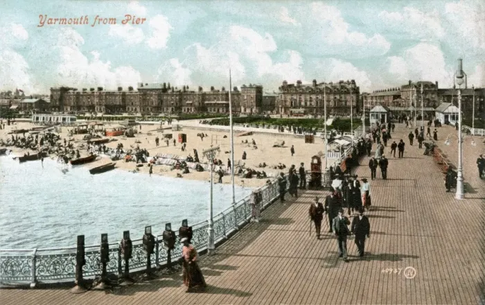 Framed Print : England / Yarmouth Framed Print : England / Yarmouth