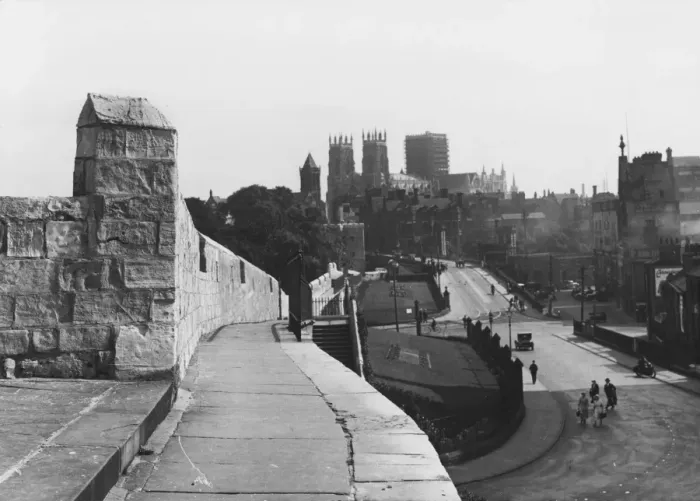 Framed Print : England / York 1939 Framed Print : England / York 1939