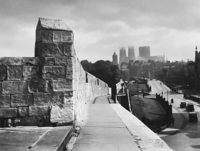 Framed Print : England / York 1939 Framed Print : England / York 1939