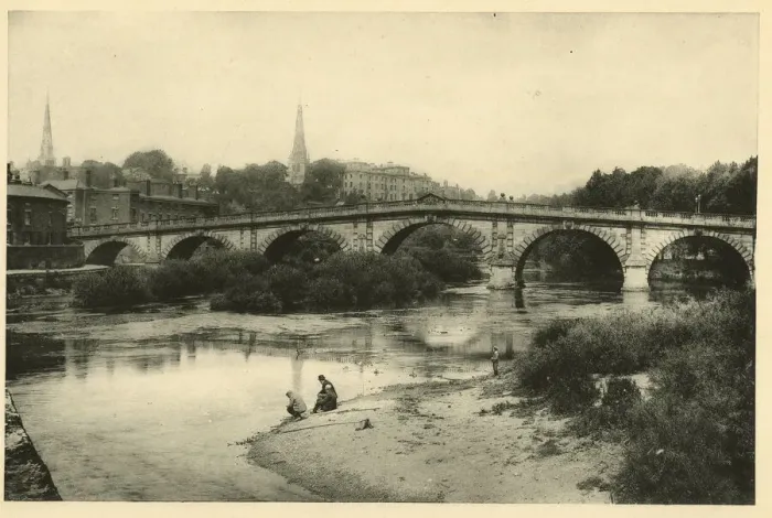 Framed Print : English Bridge, Shrewsbury, Shropshire Framed Print : English Bridge, Shrewsbury, Shropshire