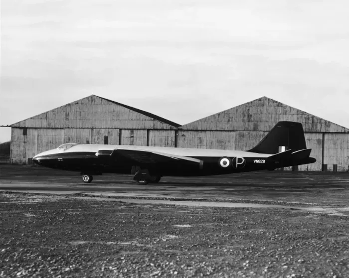 Framed Print : English Electric Canberra Framed Print : English Electric Canberra