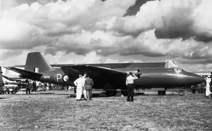 Framed Print : English Electric Canberra Framed Print : English Electric Canberra