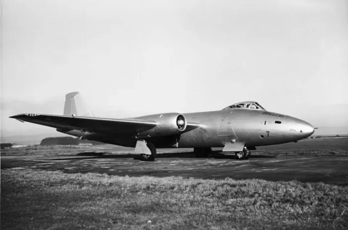 Framed Print : English Electric Canberra Framed Print : English Electric Canberra