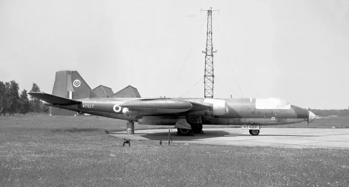 Framed Print : English Electric Canberra PR. 7 WT527 Framed Print : English Electric Canberra PR. 7 WT527