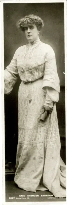 Framed Print : Enid Spencer Brunton, actress Framed Print : Enid Spencer Brunton, actress
