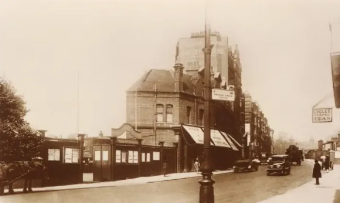 Framed Print : Entrance to Chelsea football ground, c. 1920 Framed Print : Entrance to Chelsea football ground, c. 1920