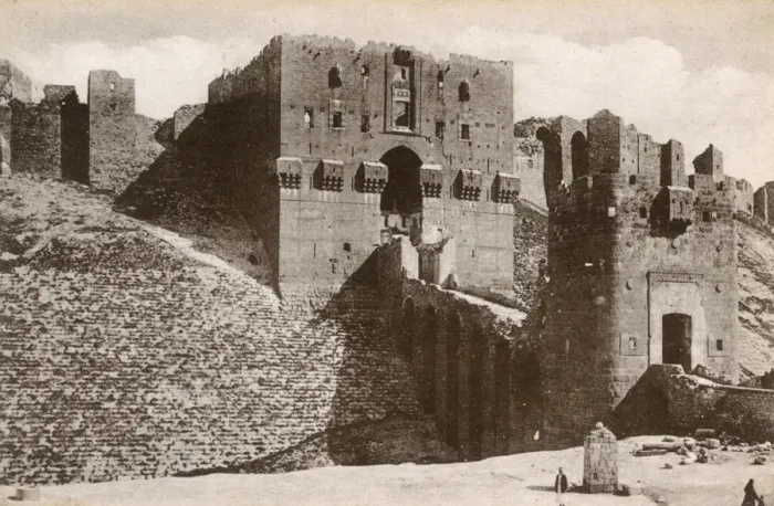 Framed Print : Entrance to the Citadel, Aleppo, Syria Framed Print : Entrance to the Citadel, Aleppo, Syria