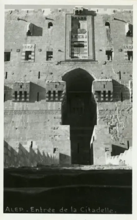 Framed Print : Entrance to the Citadel, Aleppo, Syria Framed Print : Entrance to the Citadel, Aleppo, Syria