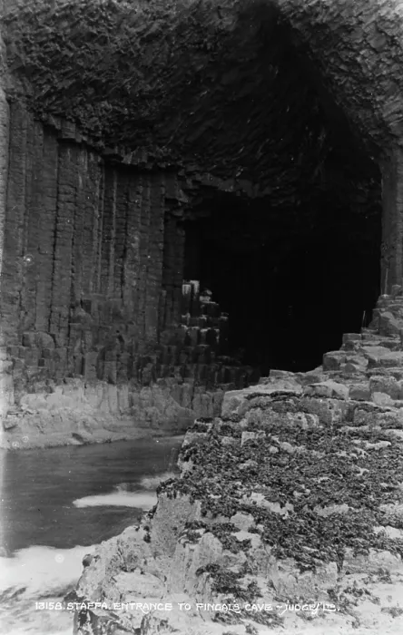 Framed Print : Entrance to Fingal's Cave Framed Print : Entrance to Fingal's Cave