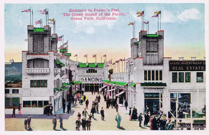 Framed Print : Entrance to Fraser's Pier, Ocean Park, Venice Beach Framed Print : Entrance to Fraser's Pier, Ocean Park, Venice Beach