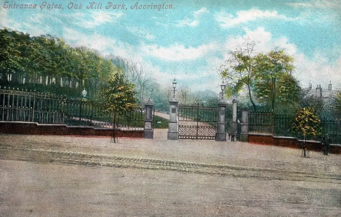 Framed Print : Entrance Gates to Oak Hill Park, Accrington, Lancashire. Date: circa 1909 Framed Print : Entrance Gates to Oak Hill Park, Accrington, Lancashire. Date: circa 1909