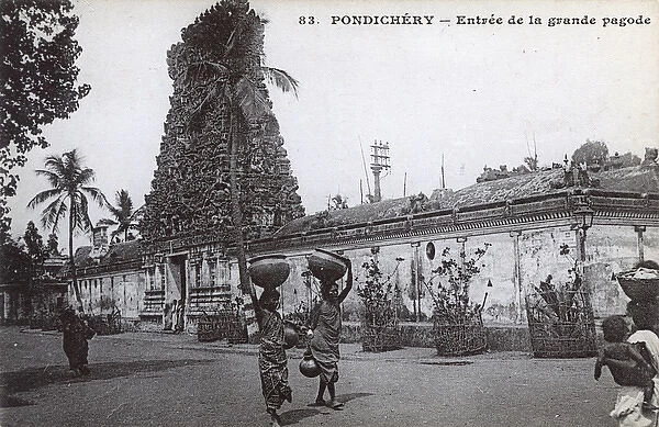 Entrance to Great Pagoda, Pondicherry, Puducherry, India