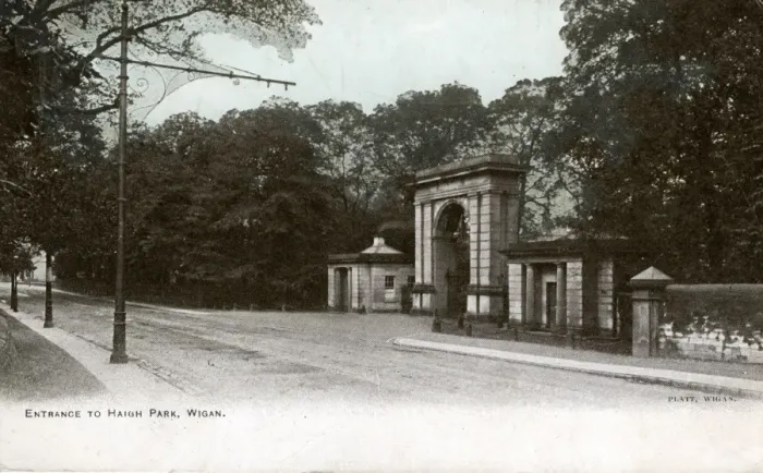 Framed Print : Entrance to Haigh Park, Wigan, Lancashire Framed Print : Entrance to Haigh Park, Wigan, Lancashire