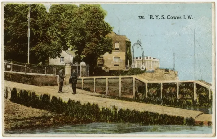 Framed Print : The entrance to The Royal Yacht Squadron at Cowes, IOW Framed Print : The entrance to The Royal Yacht Squadron at Cowes, IOW