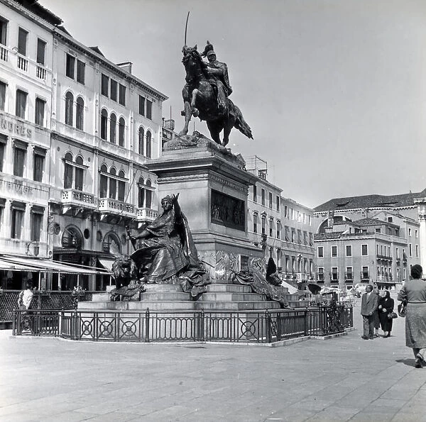 Equestrian Statue of Vittorio Emanuele II, Venice, Italy