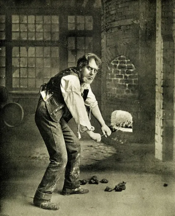 Framed Print : Es Willard as Cyrus Blenkarn in The Middleman Framed Print : Es Willard as Cyrus Blenkarn in The Middleman