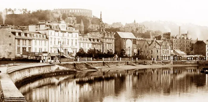 Framed Print : Esplanade, Oban, Scotland