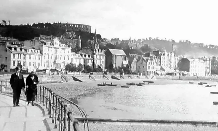 Framed Print : The Esplanade, Oban Scotland Framed Print : The Esplanade, Oban Scotland