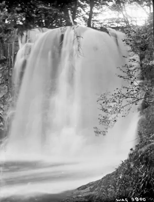 Framed Print : The Ess-na-Crub waterfall, Glenariff Framed Print : The Ess-na-Crub waterfall, Glenariff