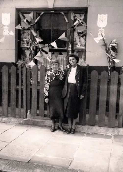 Framed Print : Esther Bruce & neighbour celebrating the Coronation Framed Print : Esther Bruce & neighbour celebrating the Coronation