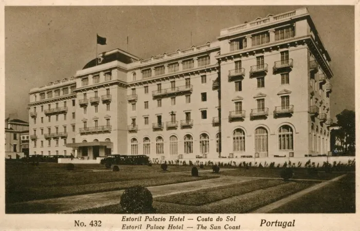 Framed Print : Estoril Palace Hotel, Estoril, Cascais, Portugal Framed Print : Estoril Palace Hotel, Estoril, Cascais, Portugal