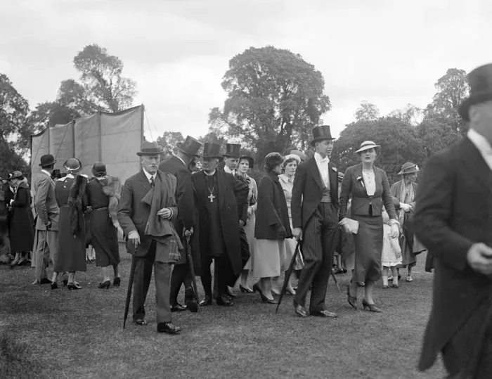 Framed Print : Eton Cricket Crowd Framed Print : Eton Cricket Crowd