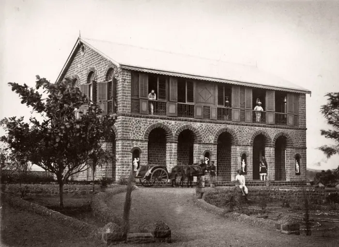 Framed Print : European residence, Khamgaon, India Framed Print : European residence, Khamgaon, India