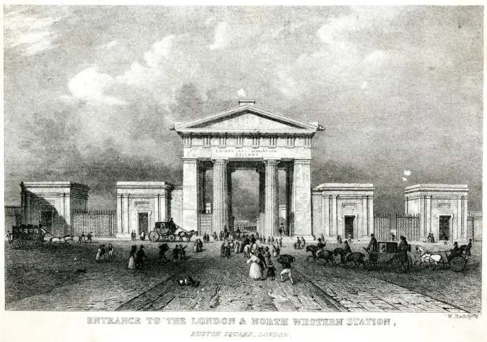 Framed Print : Euston Arch - entrance to the railway station - London Framed Print : Euston Arch - entrance to the railway station - London